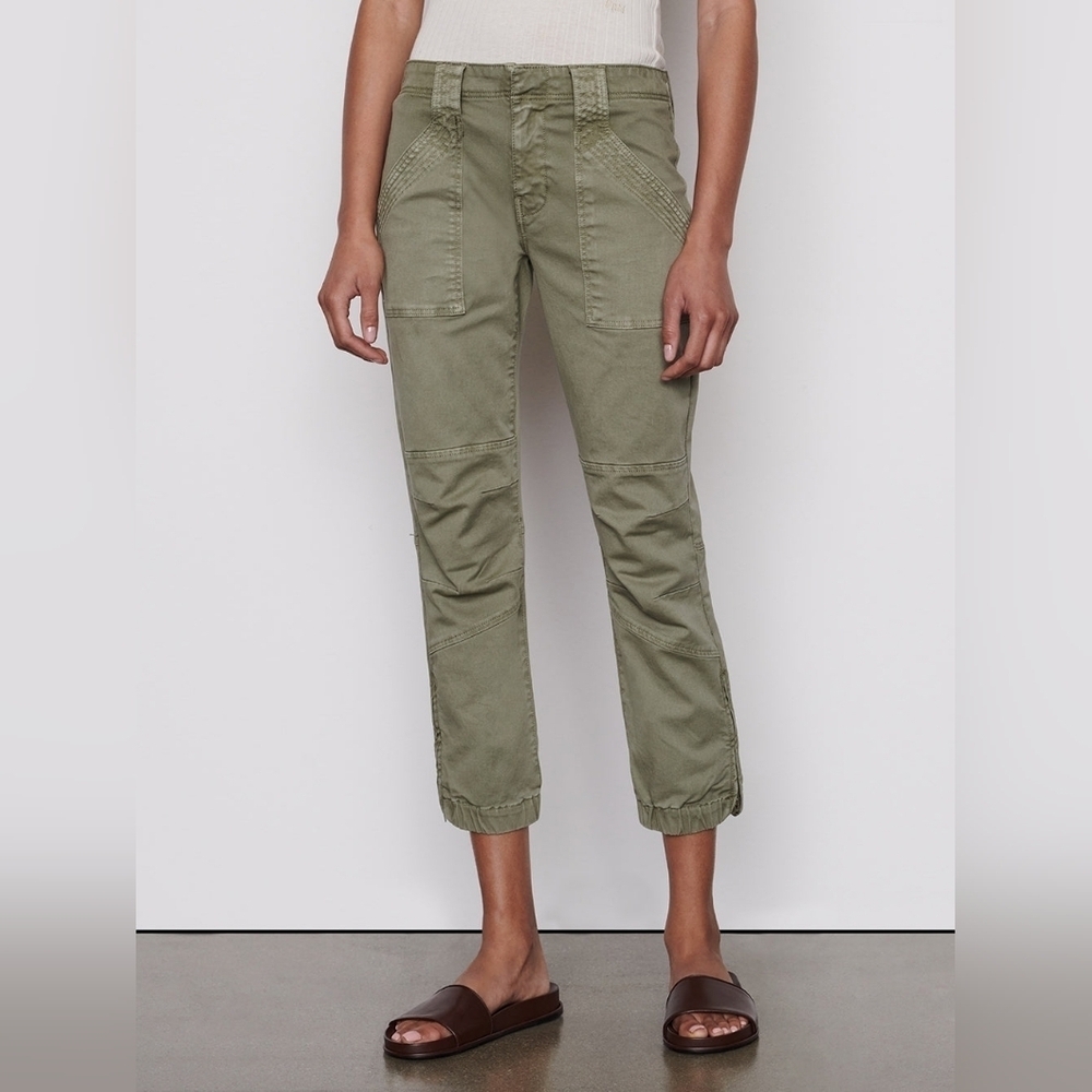 Frame Denim Banded Bottom Trapunto Moto Pants in Washed Aloe
